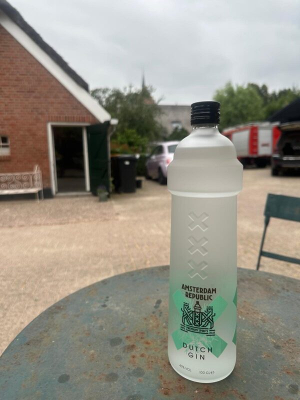 Afbeelding #1 van Peter
